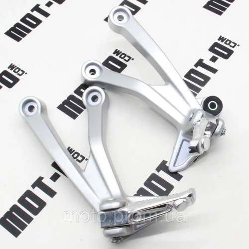 Подножки пассажира, (л+п) KOVE KY321 (Streetbike NK321R)