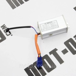 Конвертор напряжения 12В Fada Spin 1200W