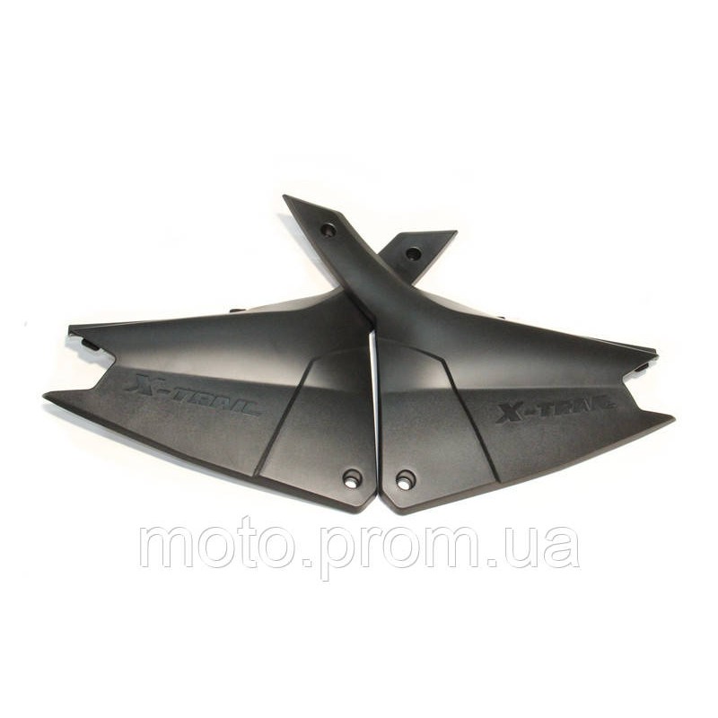 Пластик боковой центральный (л+п) Shineray XY200/250GY-9А