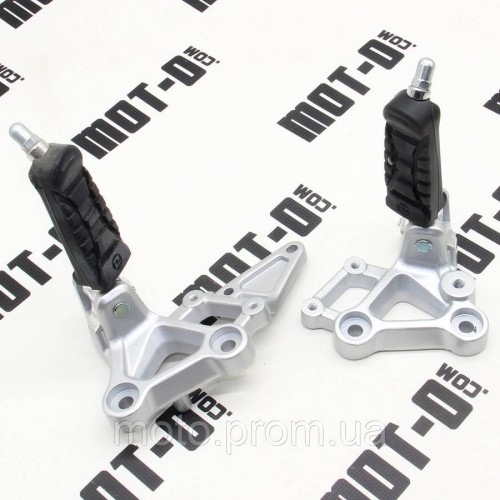 Подножки водителя, (л+п) KOVE KY321 (Streetbike NK321R)