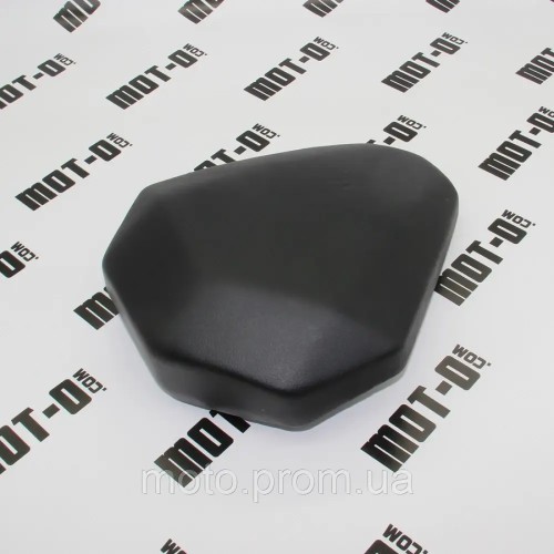Сиденье пасажира TARO GP1 400