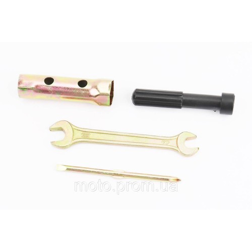 Ключ свечной для 4Т - 16/18mm + 2 предмета (рожковый ключ 8*10mm/отвертка ±) 