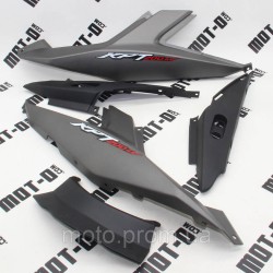 Пластик бок. зад. (л+п), сірий LF200-10LV (KPT 4V) Пластик бок. зад. (л+п), сірий LF200-10LV (KPT 4V)