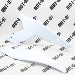 Пластик боковий задній (л+п), білий KOVI GS-S8 300-4Т (YBS300 LITE R) Пластик боковий задній (л+п), білий KOVI GS-S8 300-4Т (YBS300 LITE R)